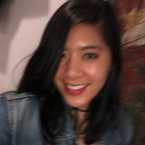 Meet your Posher, Vanessa